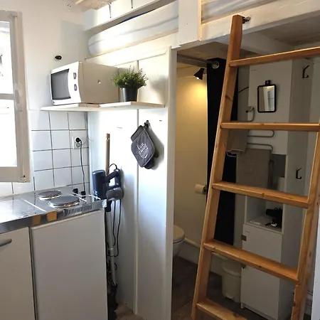 Studette 1km Chateau Check-in Autonome *